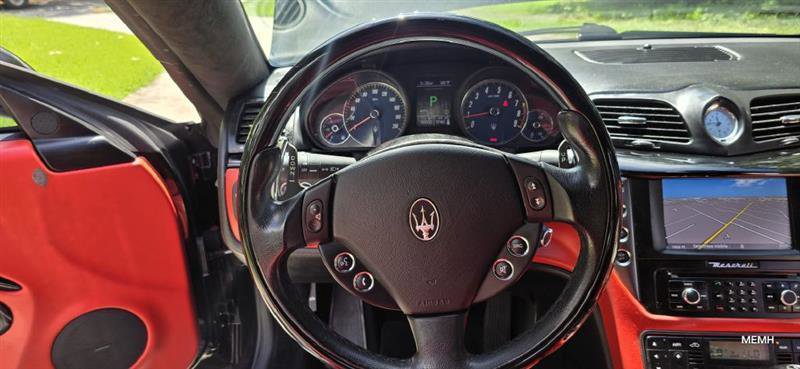 Used 2010 Maserati GranTurismo Coupe RWD image 18