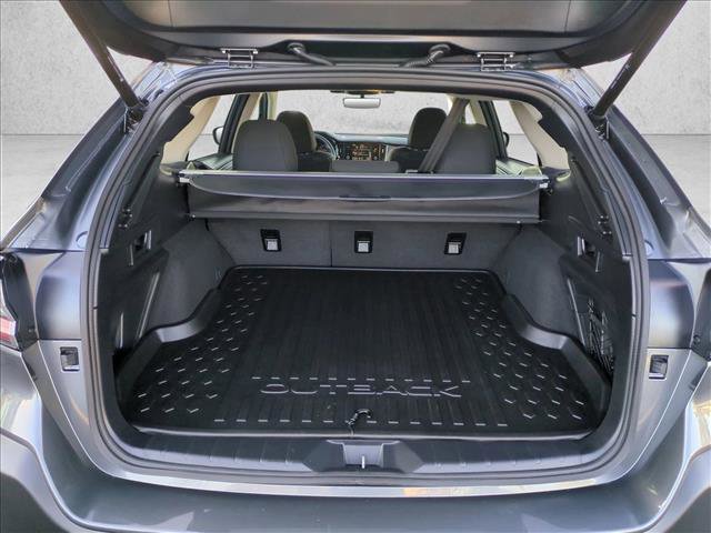 Certified 2025 Subaru Outback Premium image 6