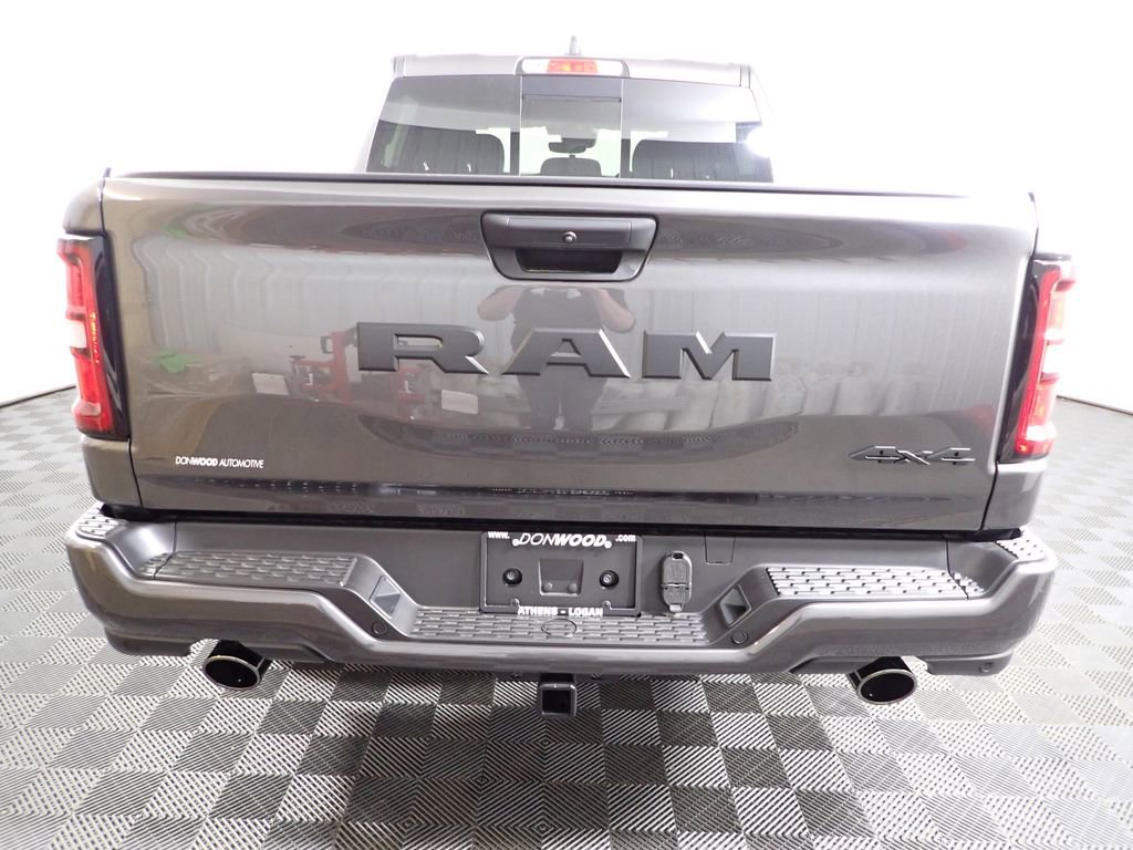 New 2026 RAM 1500 Express AWD/4WD image 14