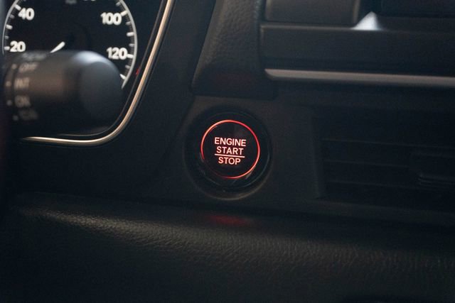 Used 2025 Honda Pilot EX-L image 25