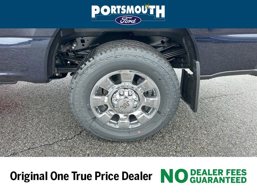 New 2025 Ford F350 King Ranch w/ Chrome Package image 32