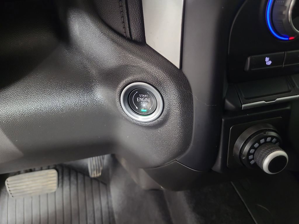 Used 2020 Chevrolet Silverado 1500 RST w/ All-Star Edition image 14