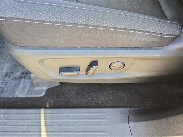 Certified 2024 Nissan Pathfinder SV image 31