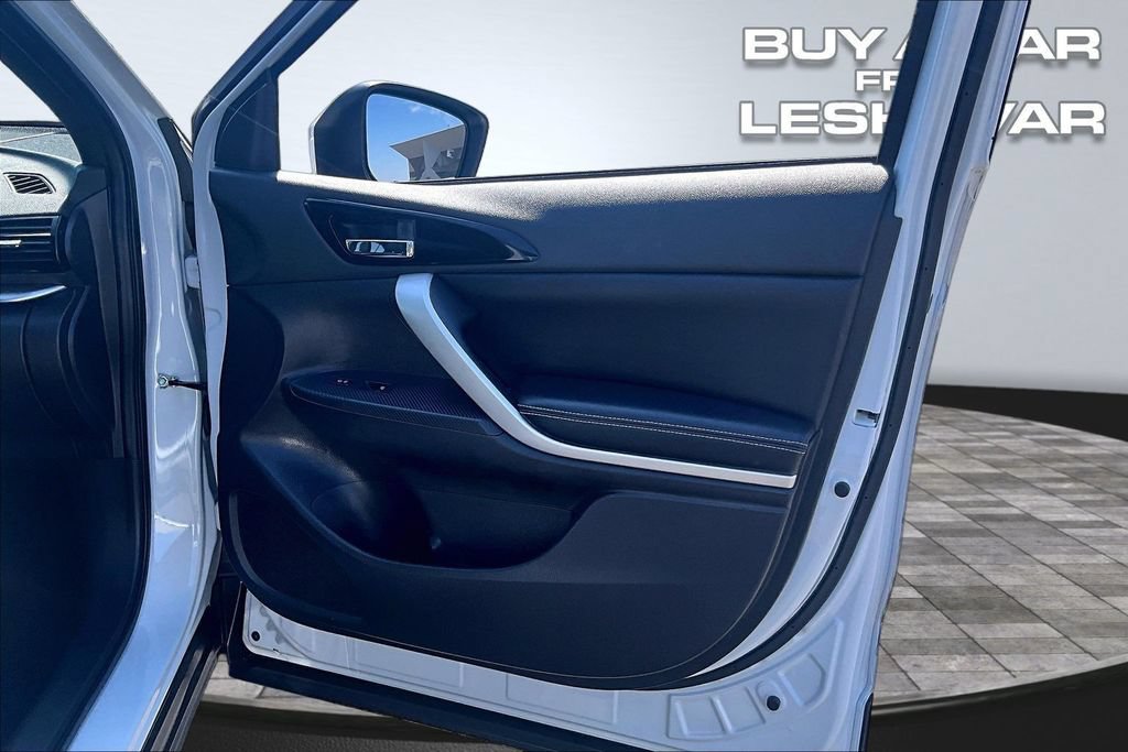 Used 2022 Mitsubishi Eclipse Cross SEL FWD image 24