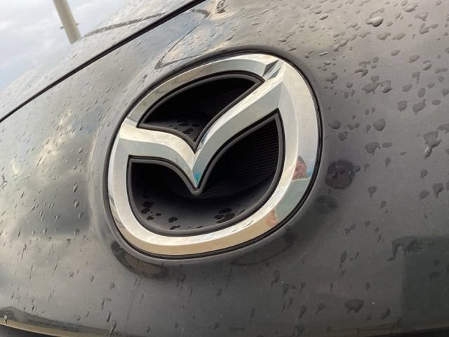 Used 2013 MAZDA MAZDA3 i SV FWD image 2