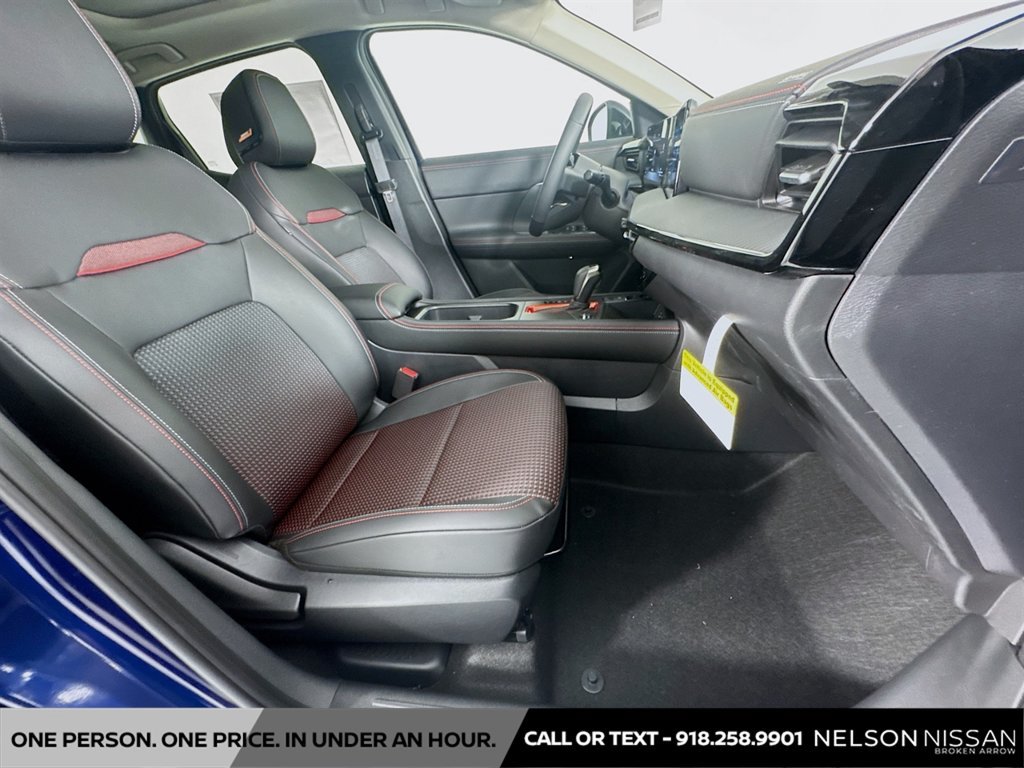New 2026 Nissan Kicks SR w/ SR Premium Package FWD image 28