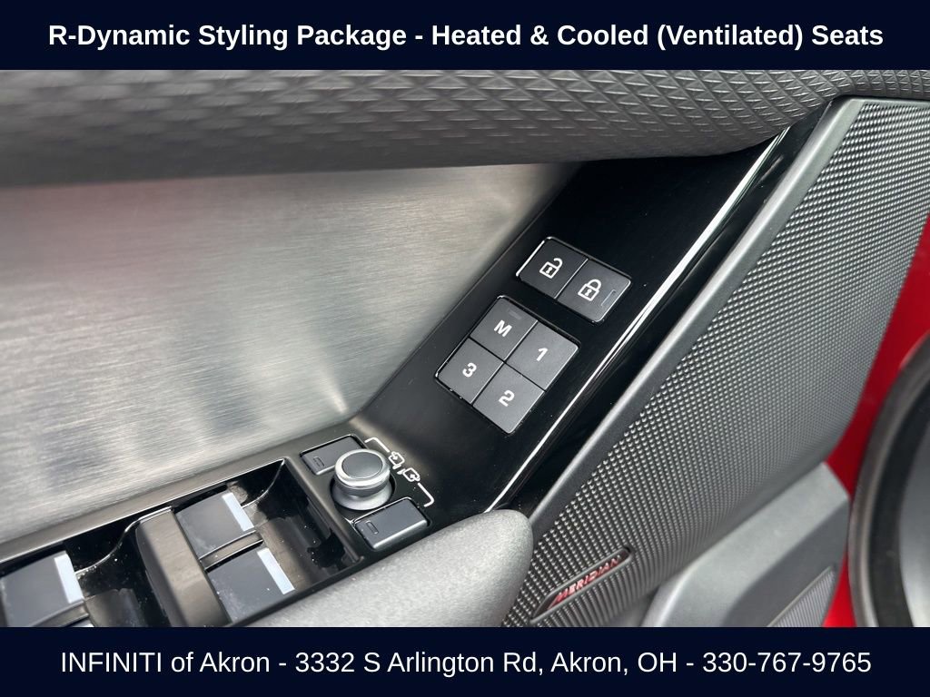 Used 2022 Land Rover Range Rover Velar R-Dynamic S image 42