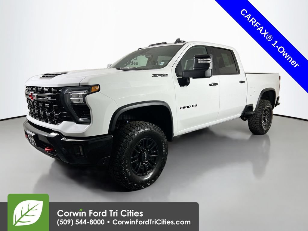 Used 2024 Chevrolet Silverado 2500 ZR2 w/ Technology Package AWD/4WD image 5
