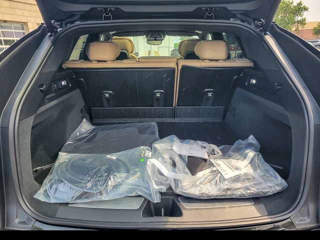 New 2026 Cadillac Lyriq Signature Sport w/ Nappa Leather Package AWD/4WD image 28