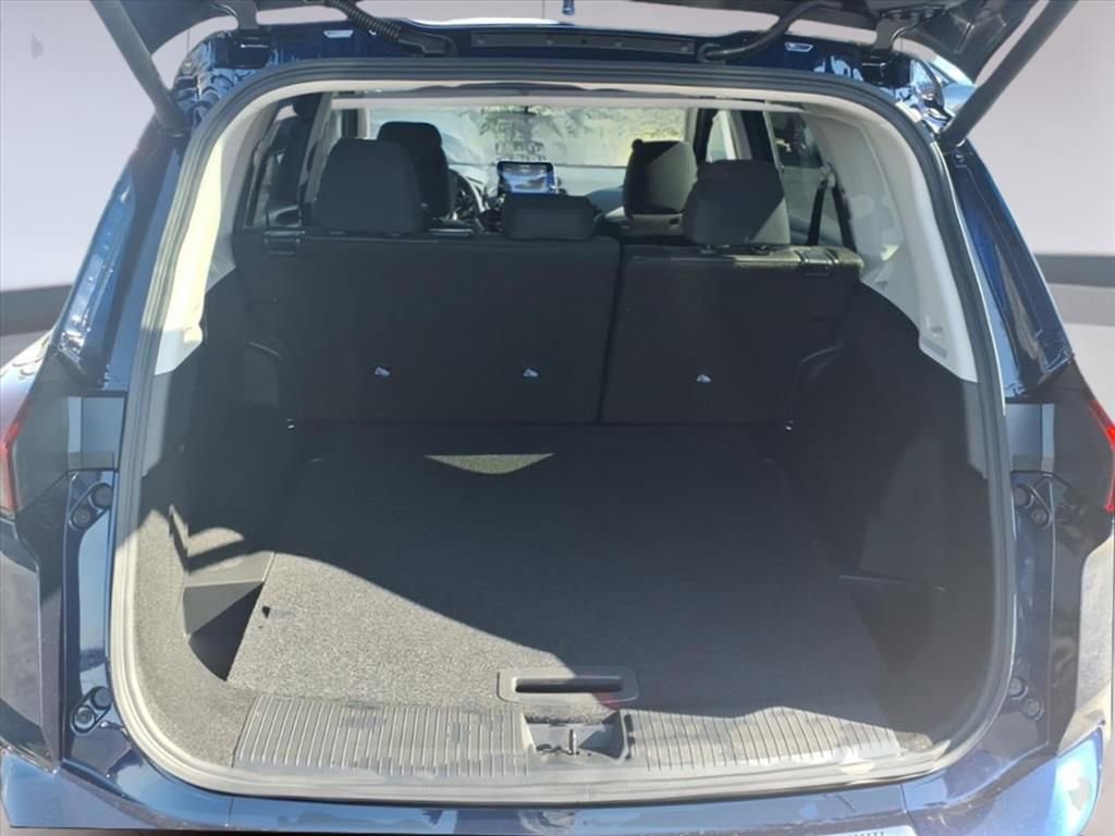 New 2026 Nissan Rogue SV image 9