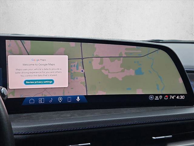 Used 2024 Cadillac XT4 Sport w/ Cold Weather Package image 12