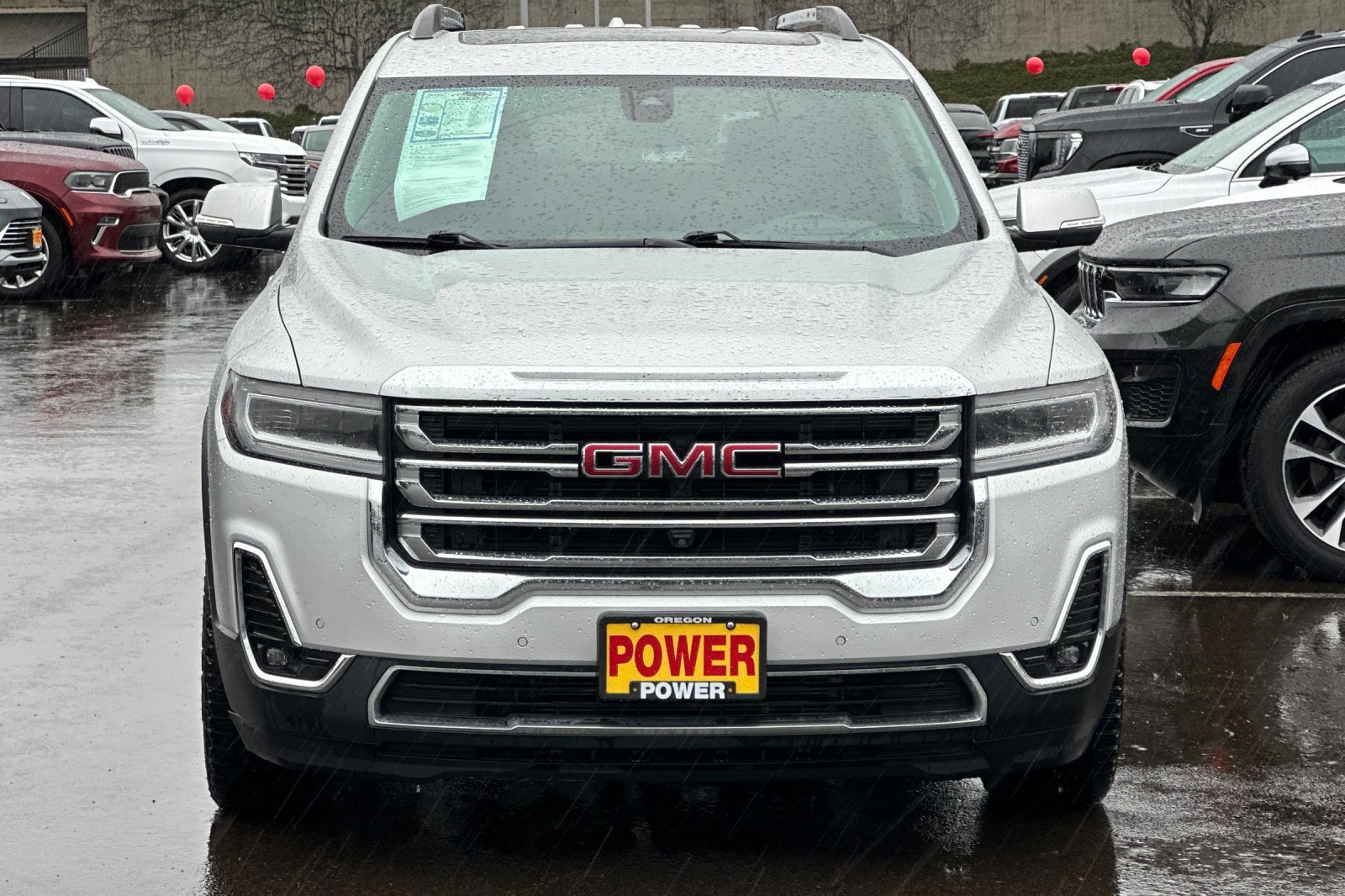 Used 2020 GMC Acadia SLT w/ Driver Alert Package II image 9