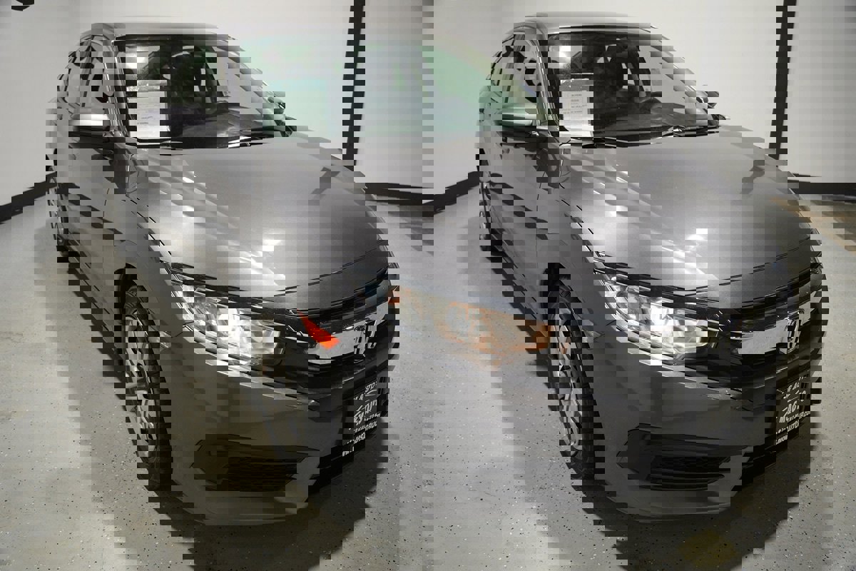 Used 2017 Honda Civic LX image 3