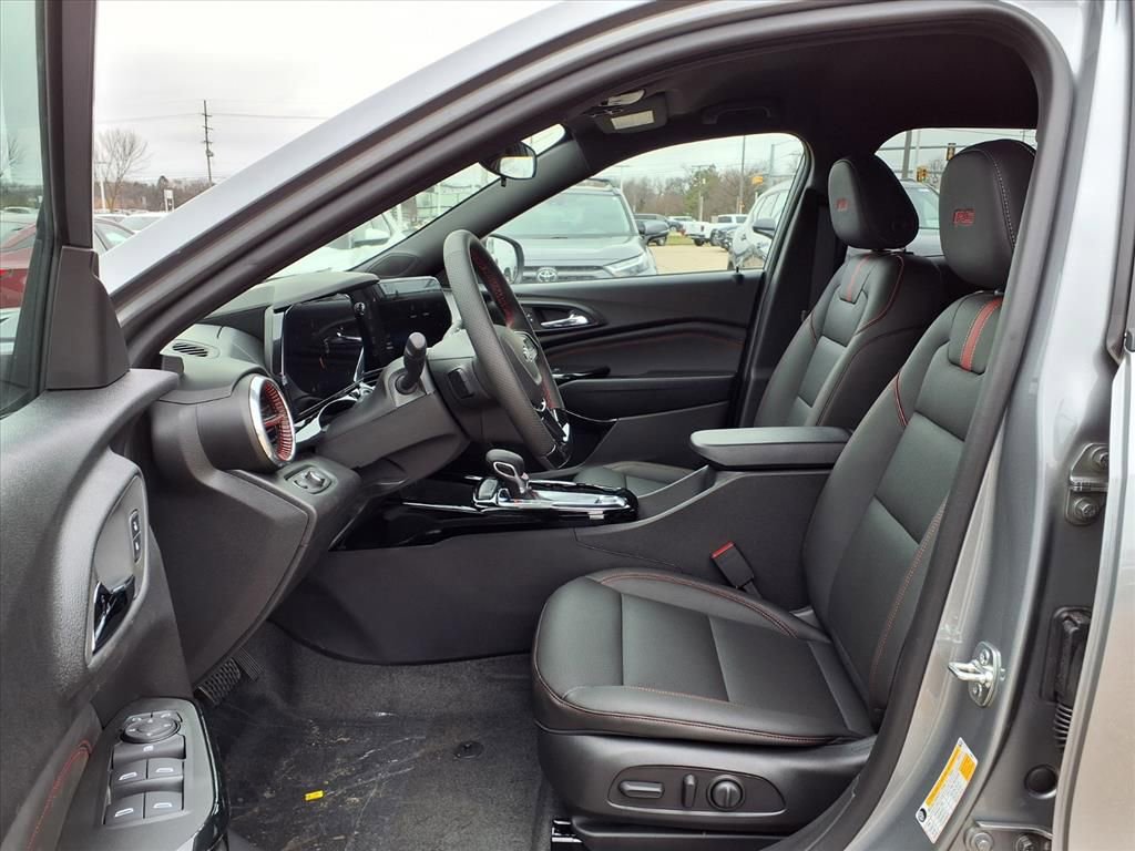 New 2026 Chevrolet Trax RS w/ Driver Confidence Package image 13