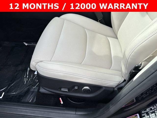 Used 2023 Genesis GV70 2.5T w/ Select Package AWD/4WD image 15