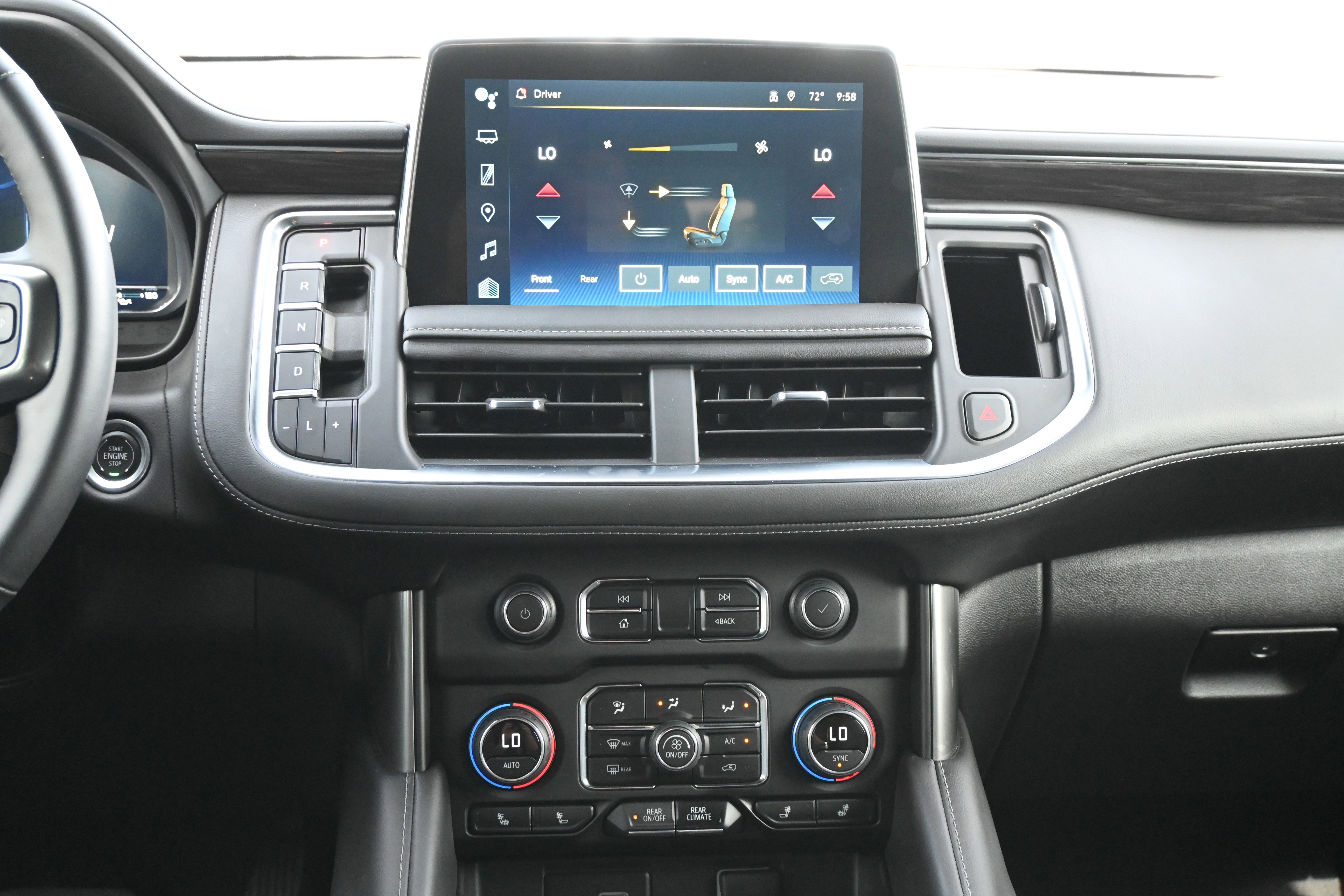 Used 2024 Chevrolet Tahoe Z71 w/ Luxury Package image 5