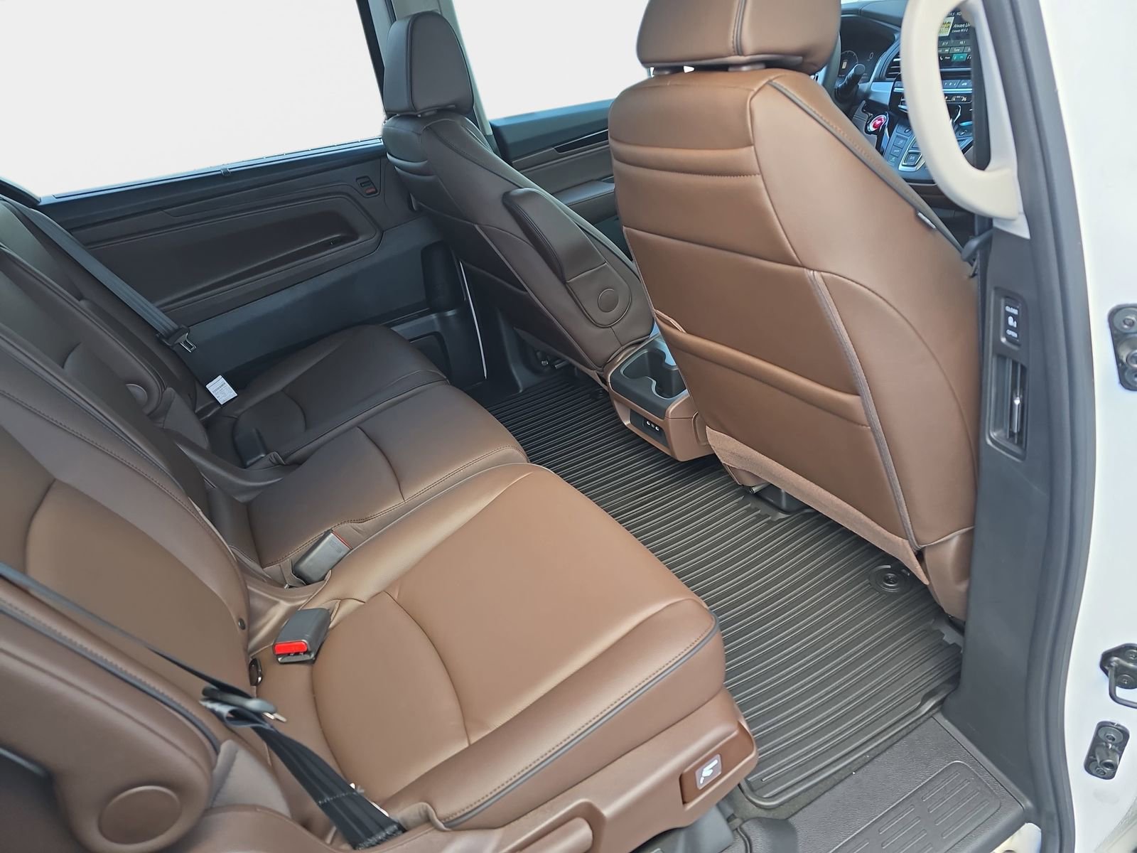 New 2026 Honda Odyssey Touring image 11