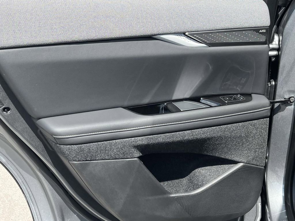 New 2025 Cadillac Optiq Sport 1 image 20