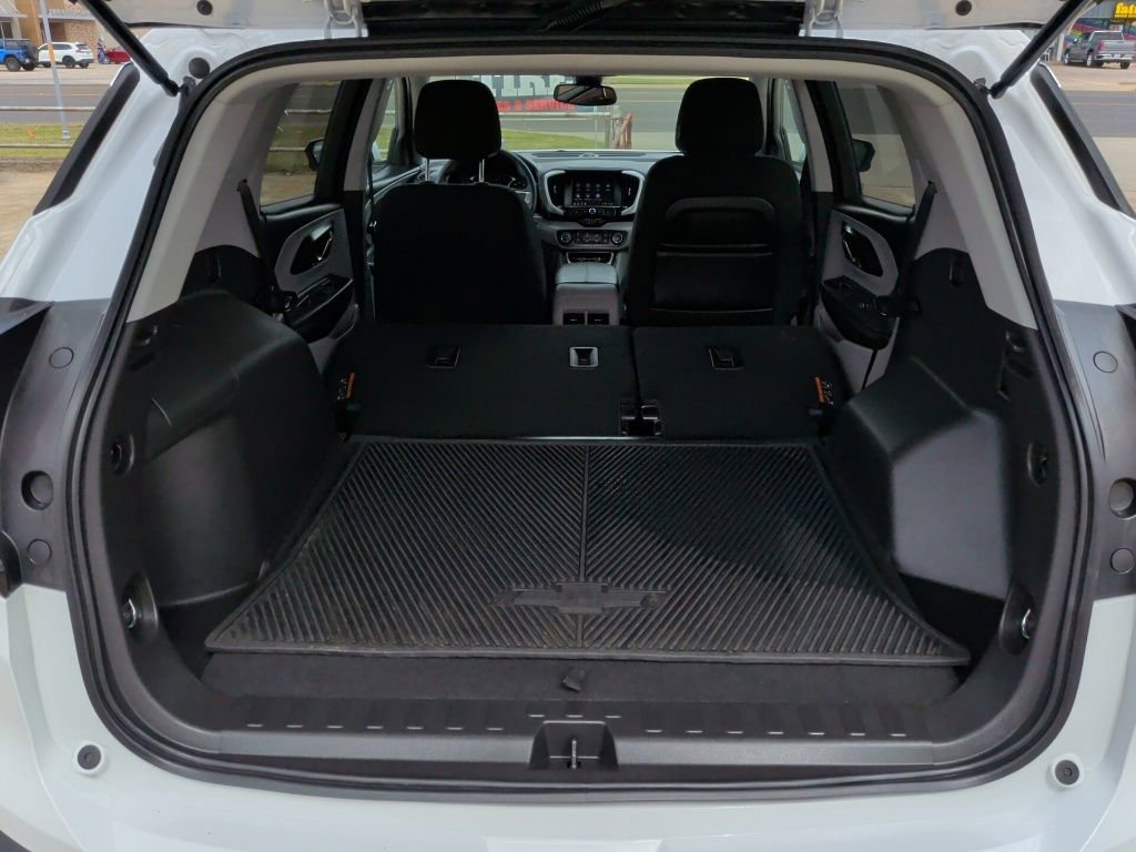 Used 2024 GMC Terrain SLE image 38