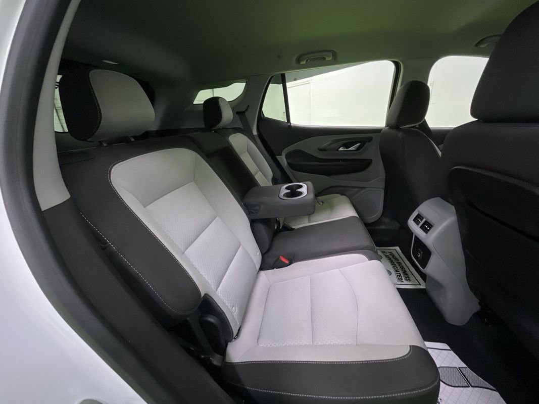 Used 2023 GMC Terrain SLE w/ Driver Convenience Package image 27
