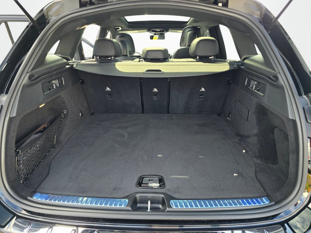 Used 2026 Mercedes-Benz GLC 300 4MATIC image 12