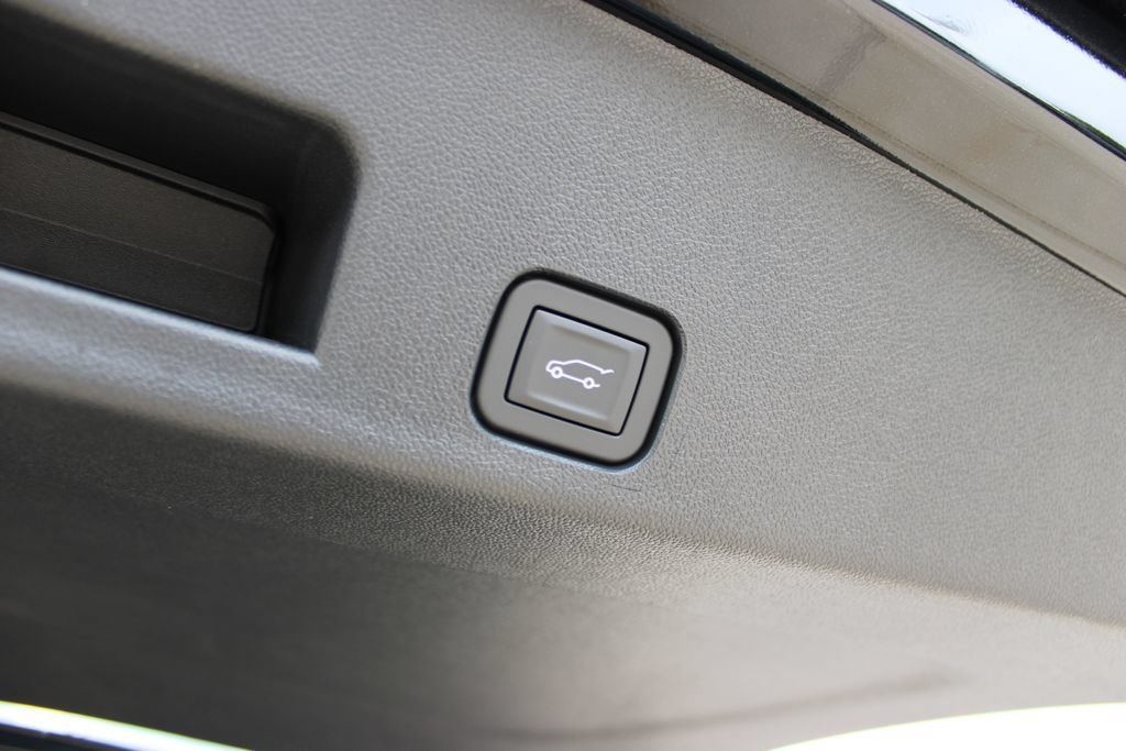New 2027 Chevrolet Traverse Z71 w/ Enhanced Driving Package AWD/4WD image 41
