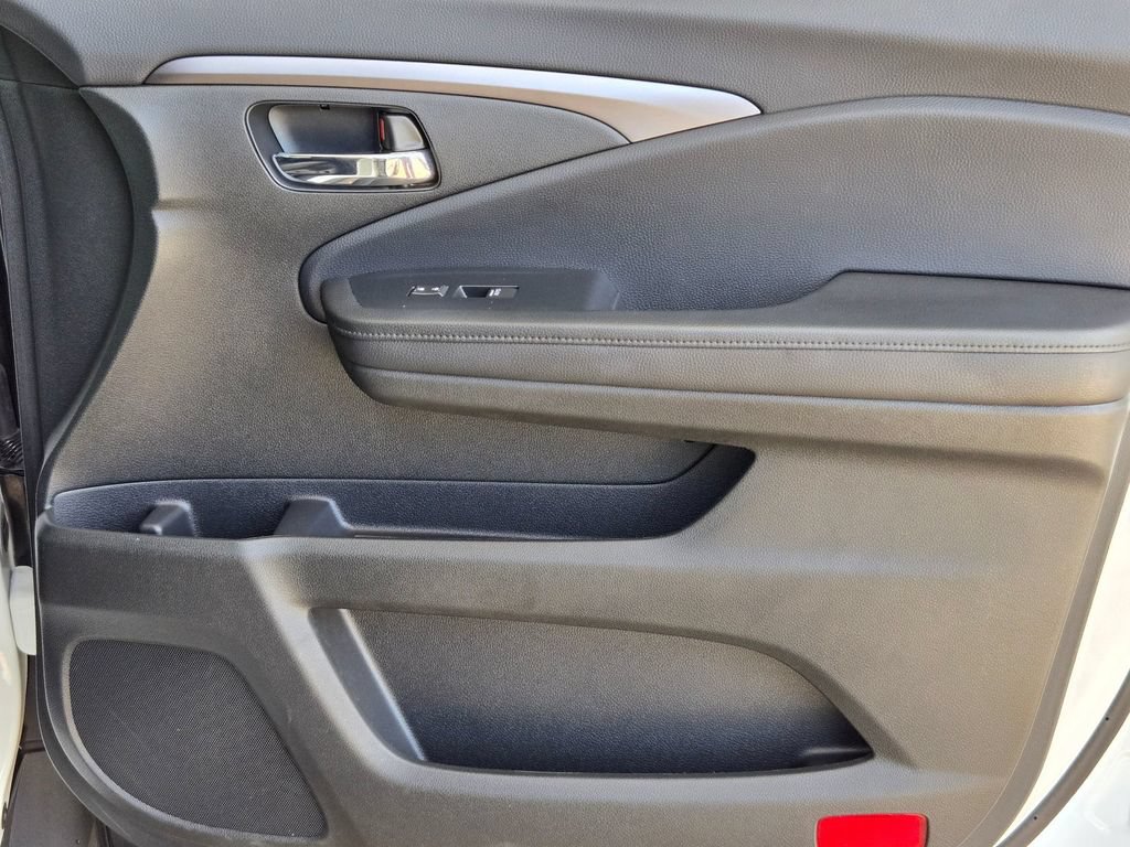 Used 2021 Honda Pilot Special Edition image 28