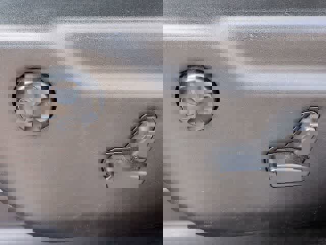 Used 2018 Jeep Grand Cherokee Limited image 17