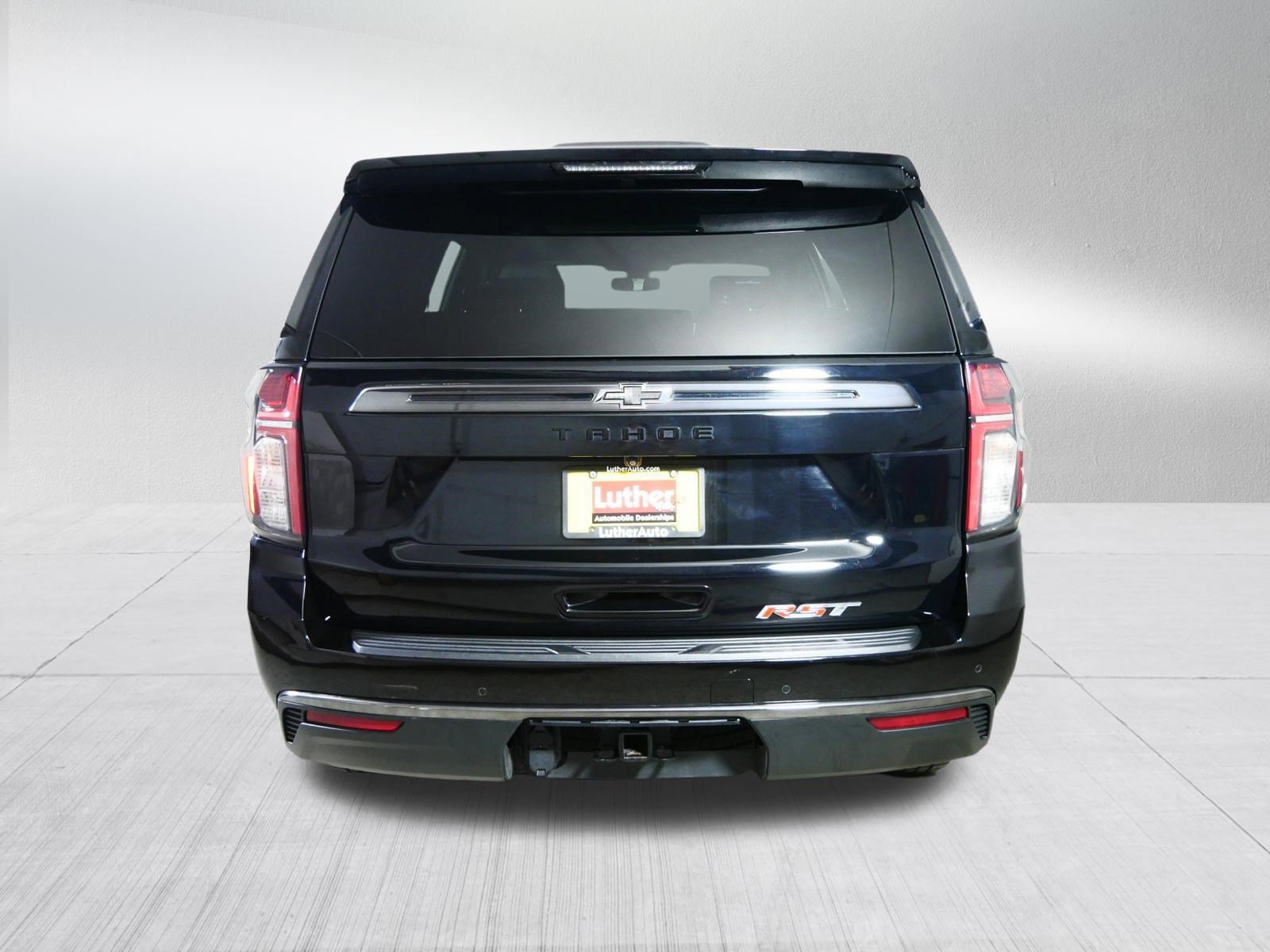 Used 2022 Chevrolet Tahoe RST w/ Luxury Package AWD/4WD image 6