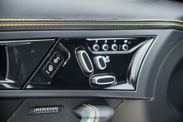 Used 2018 Jaguar F-TYPE 400 Sport RWD image 24