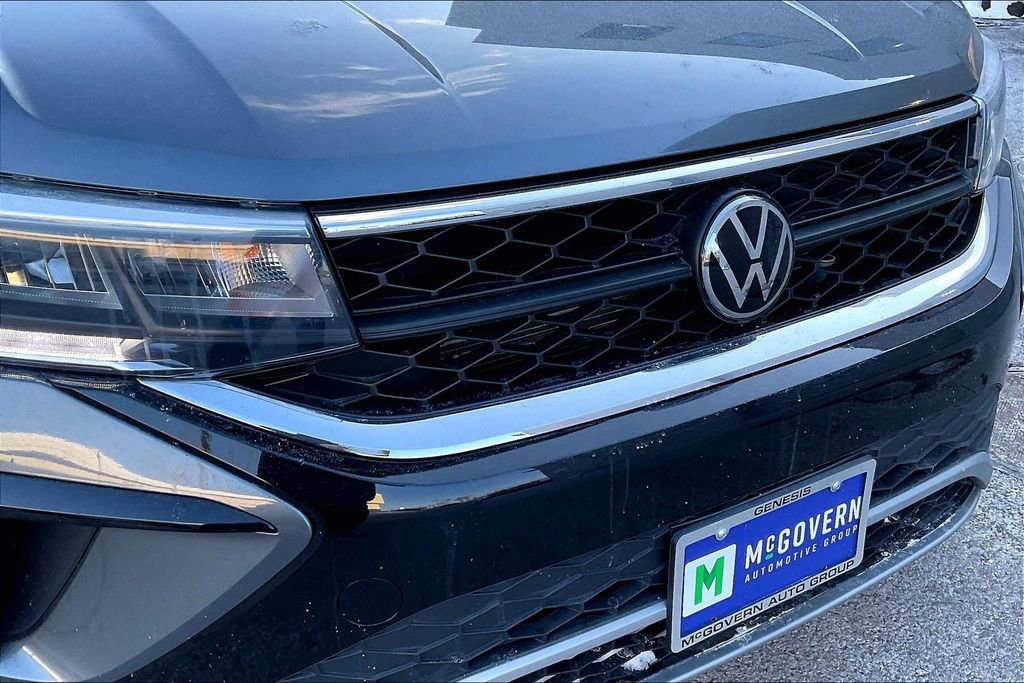 Used 2022 Volkswagen Taos SE image 32