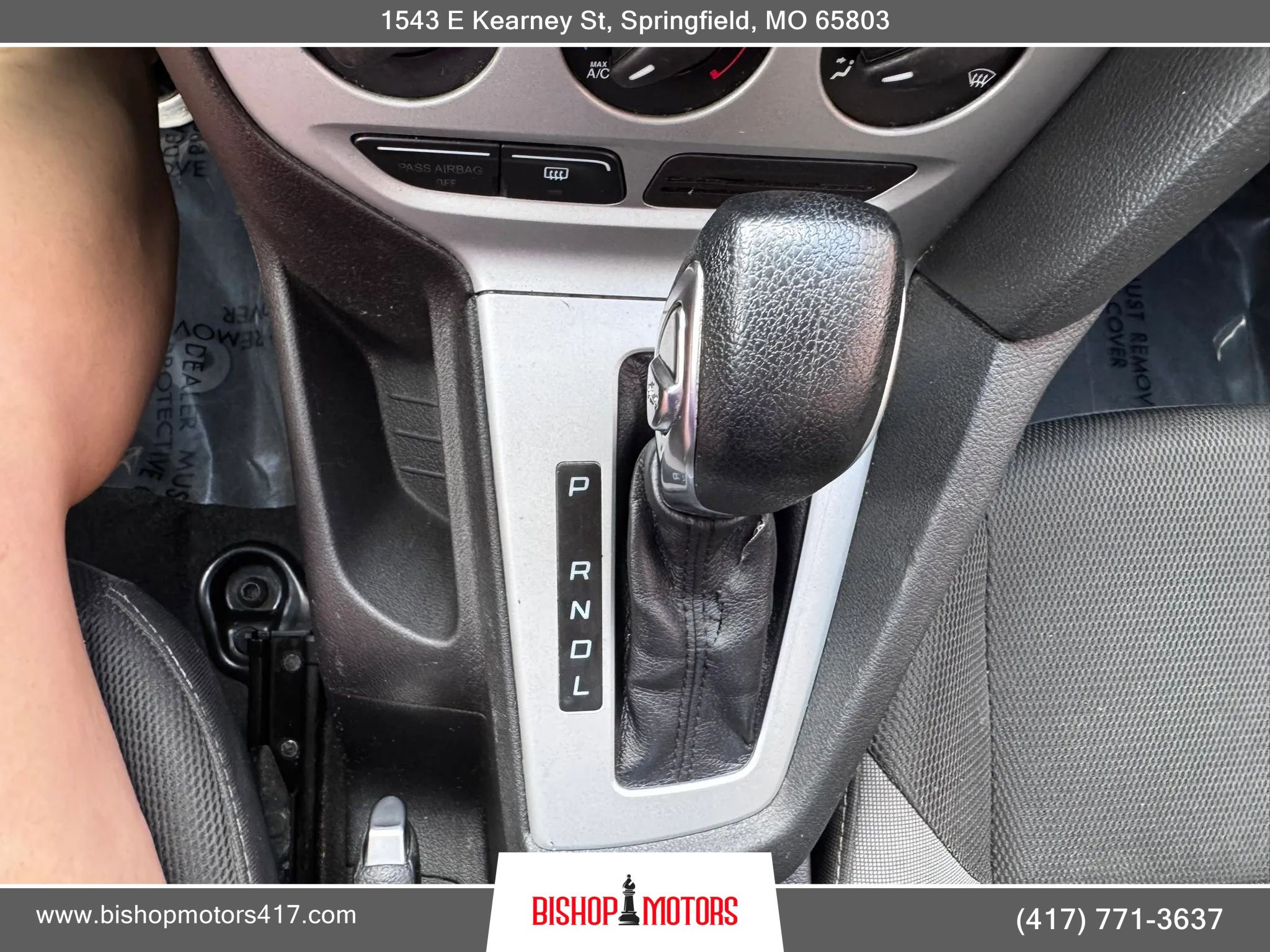 Used 2013 Ford Focus SE FWD image 29