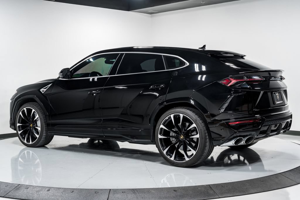 Used 2022 Lamborghini Urus AWD/4WD image 5