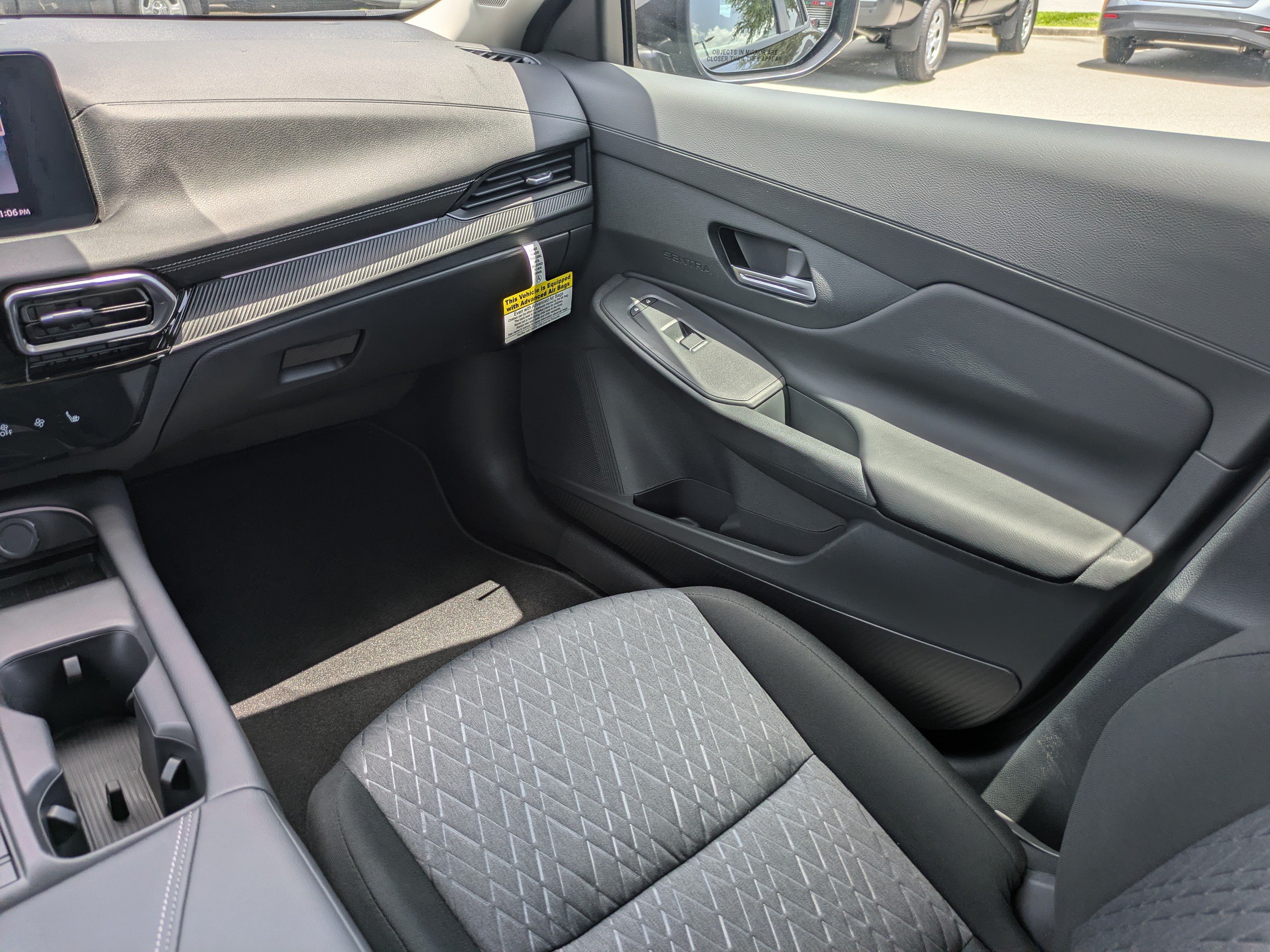 New 2026 Nissan Sentra SV w/ SV Convenience Package FWD image 17