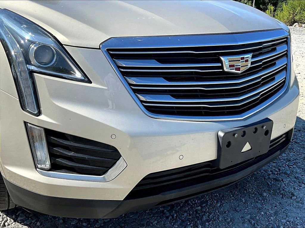 Used 2017 Cadillac XT5 Luxury w/ Driver Awareness Package image 26