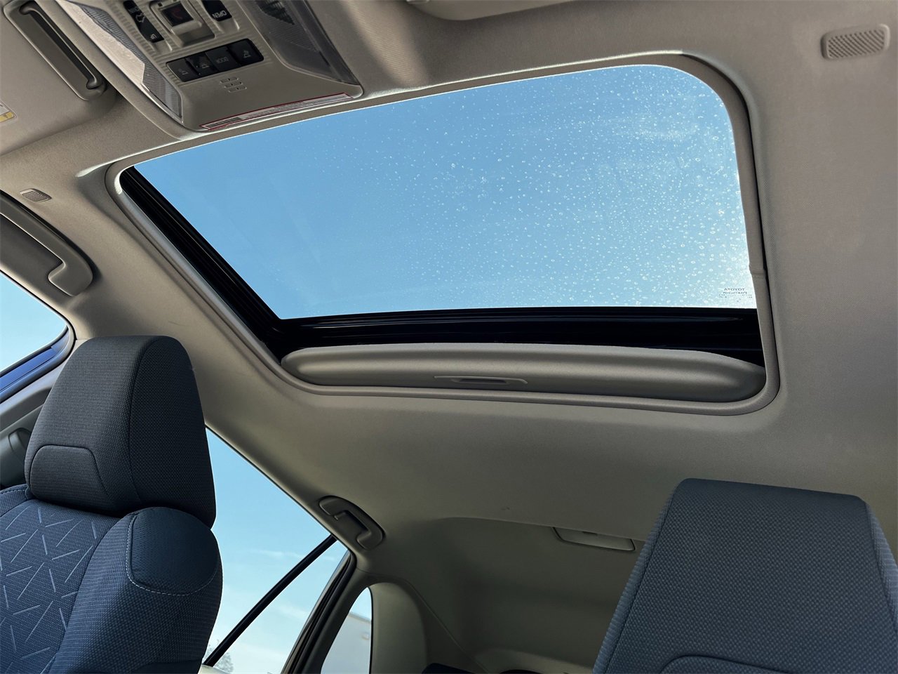 Used 2024 Toyota RAV4 XLE image 23