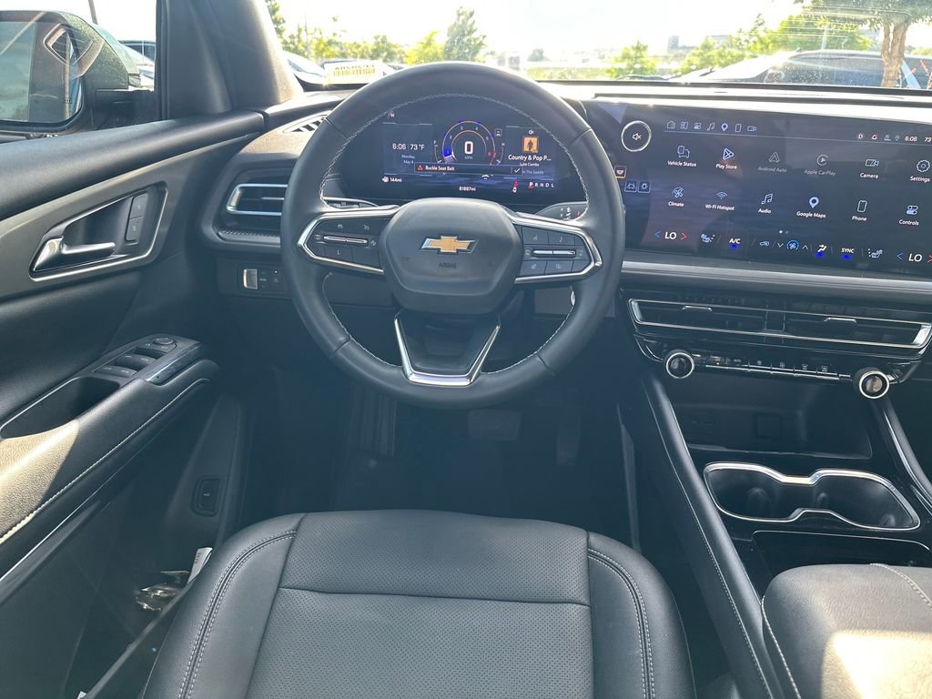 Used 2024 Chevrolet Traverse LT FWD image 32