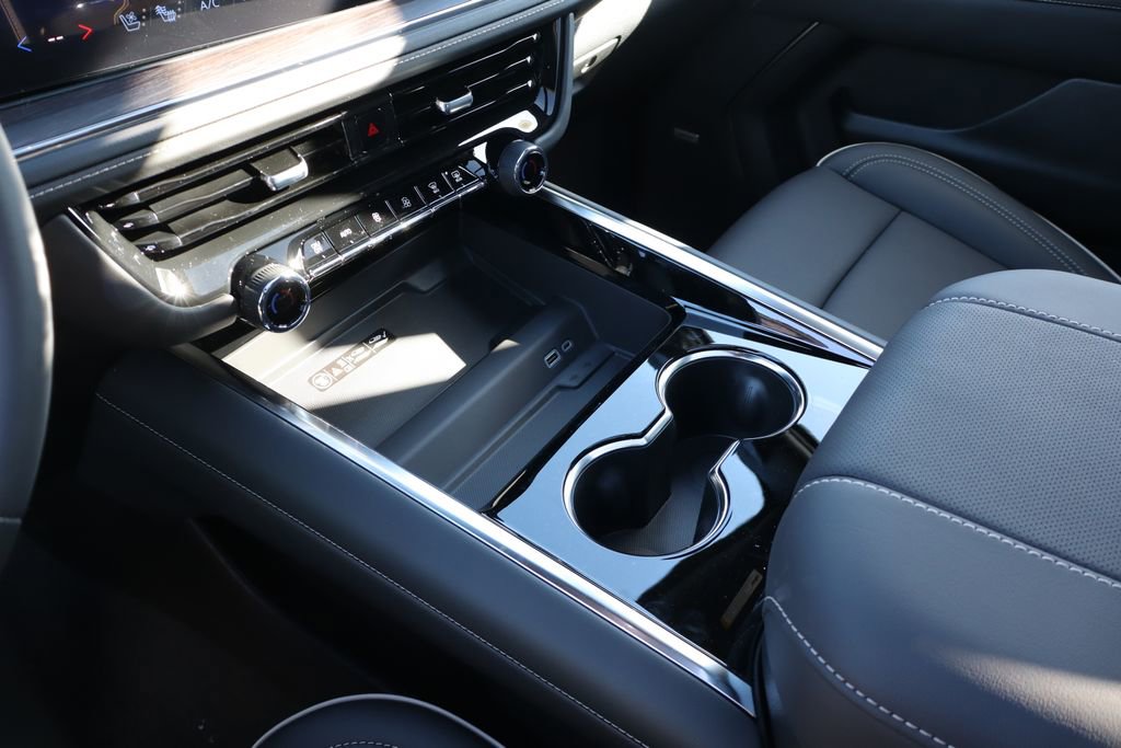 New 2026 Chevrolet Tahoe Premier w/ Sun And Tow Package image 25