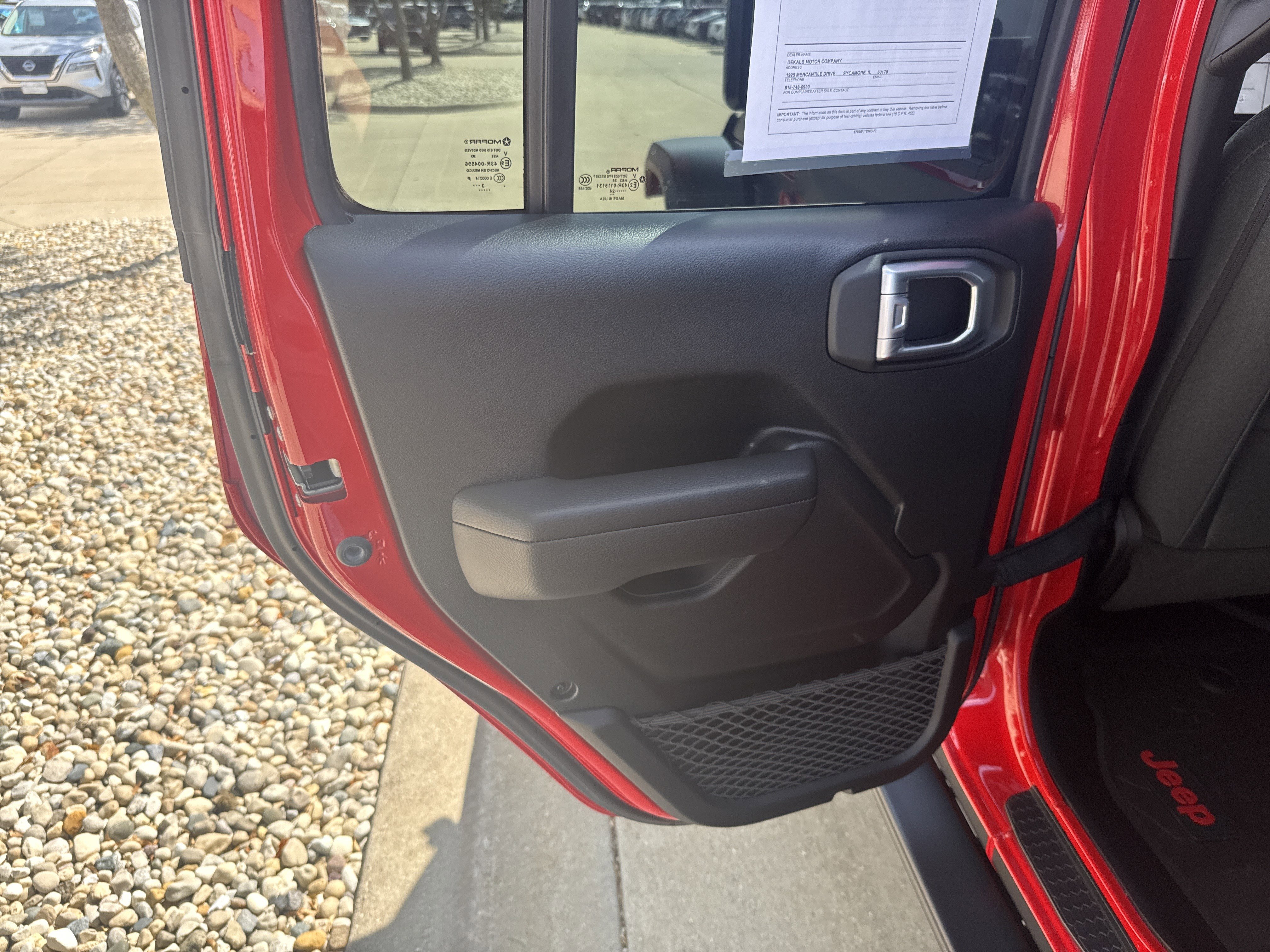 Used 2024 Jeep Wrangler Unlimited Sport AWD/4WD image 9