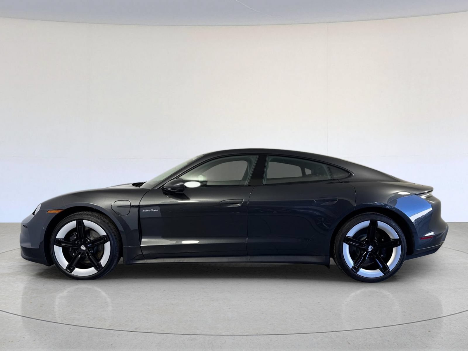 Certified 2025 Porsche Taycan RWD image 2