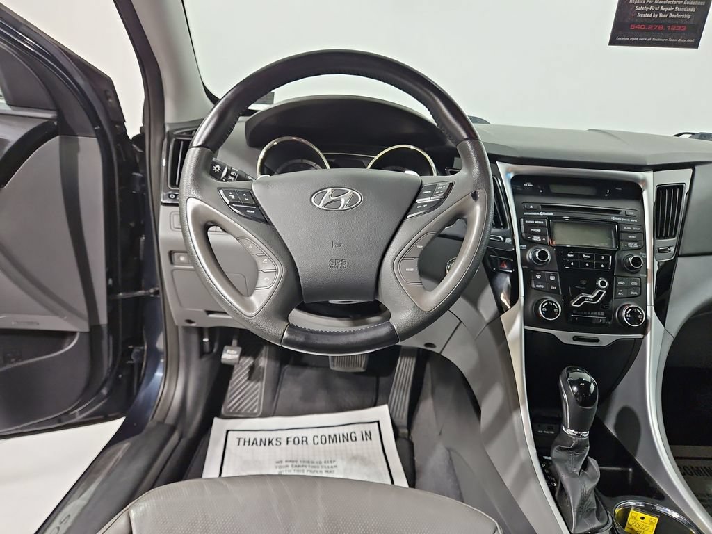 Used 2013 Hyundai Sonata Limited FWD image 14