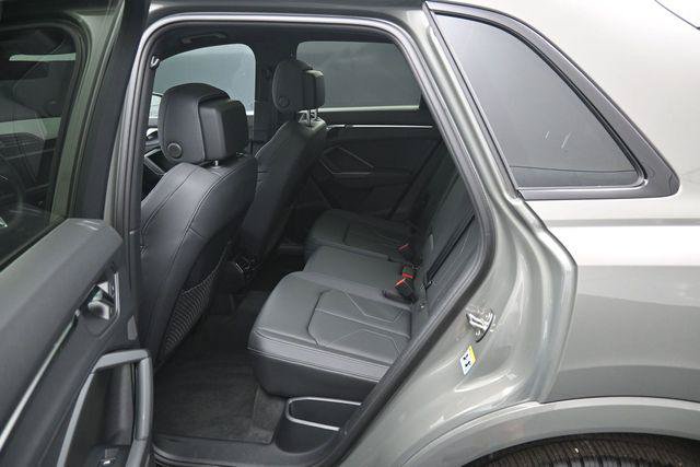 Used 2025 Audi Q3 2.0T Premium AWD/4WD image 30