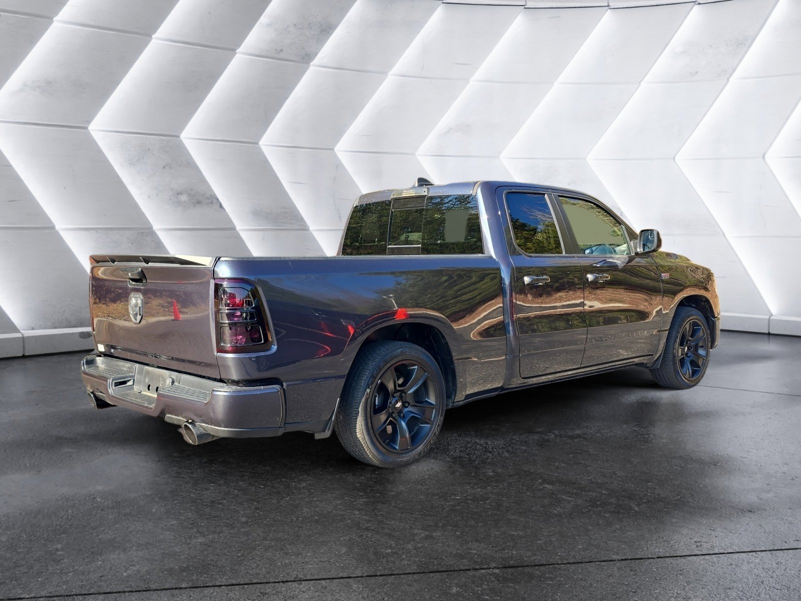 Used 2020 RAM 1500 Big Horn image 5