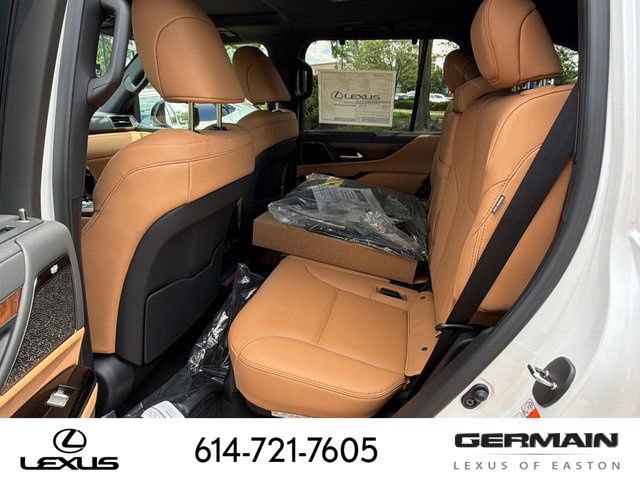 New 2026 Lexus LX 700h Luxury AWD/4WD image 13