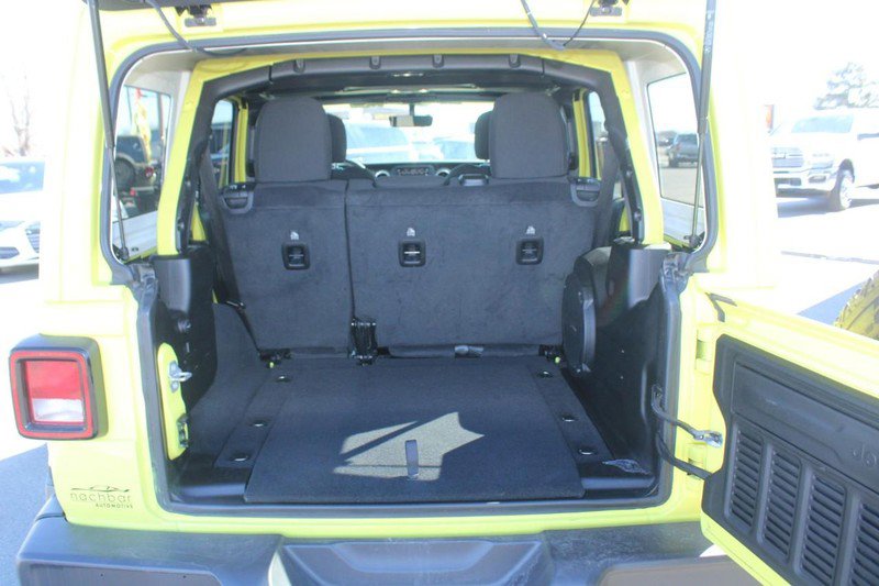 Used 2023 Jeep Wrangler Unlimited Sahara w/ Cold Weather Group image 6