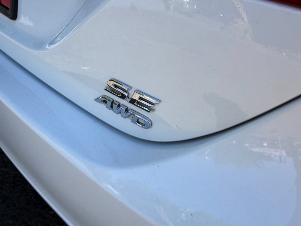 Used 2024 Toyota Camry SE w/ Cold Weather Package AWD/4WD image 7