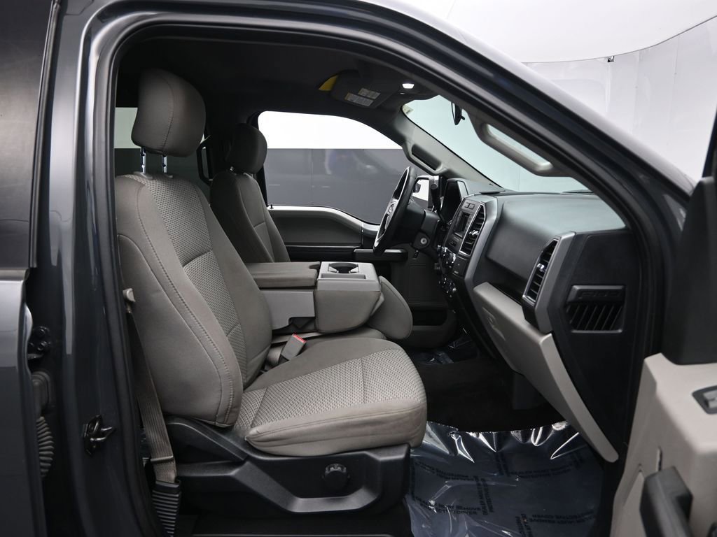 Used 2017 Ford F150 XLT w/ XTR Package image 25