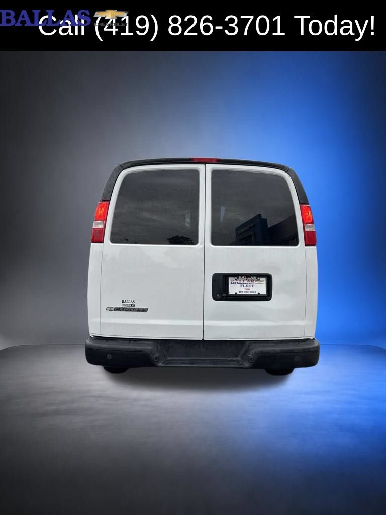 Certified 2019 Chevrolet Express 2500 w/ Driver Convenience Package RWD image 4