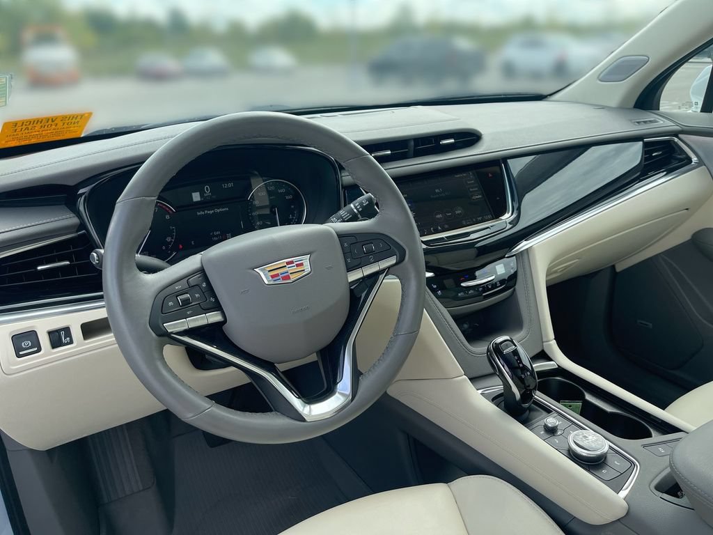 Certified 2024 Cadillac XT6 Premium Luxury w/ LPO, Floor Liner Package AWD/4WD image 9