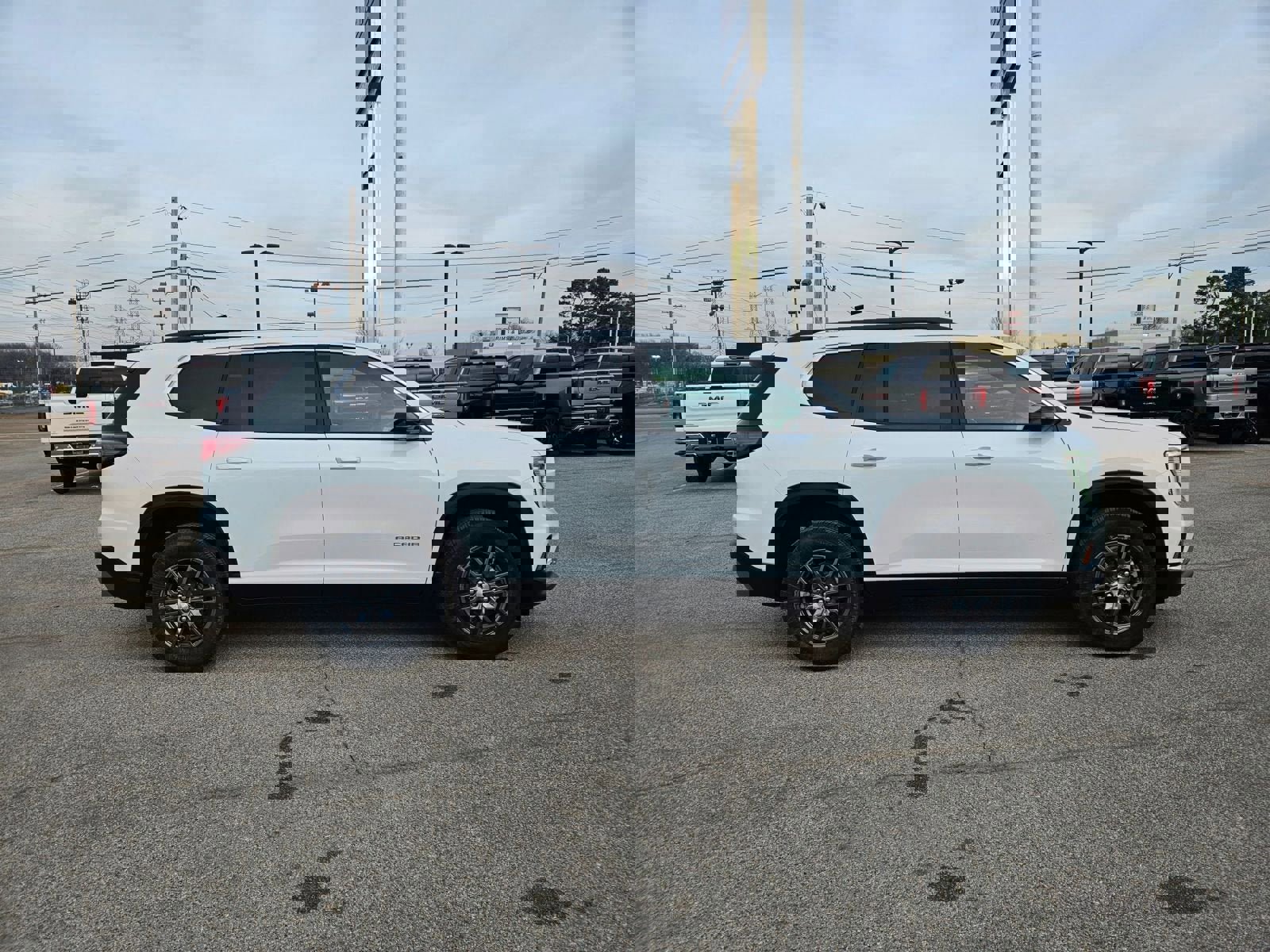 New 2026 GMC Acadia Elevation image 7